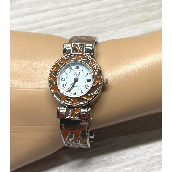 JB Womens Wrist Watch Cuff Bracelet Leopard Print Enamel Silver Tone Quartz - Picture 10 of 10